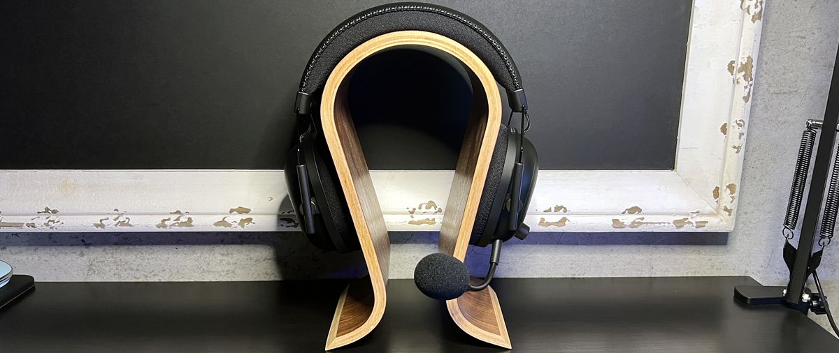 gaming headset reviews 2023 illustration