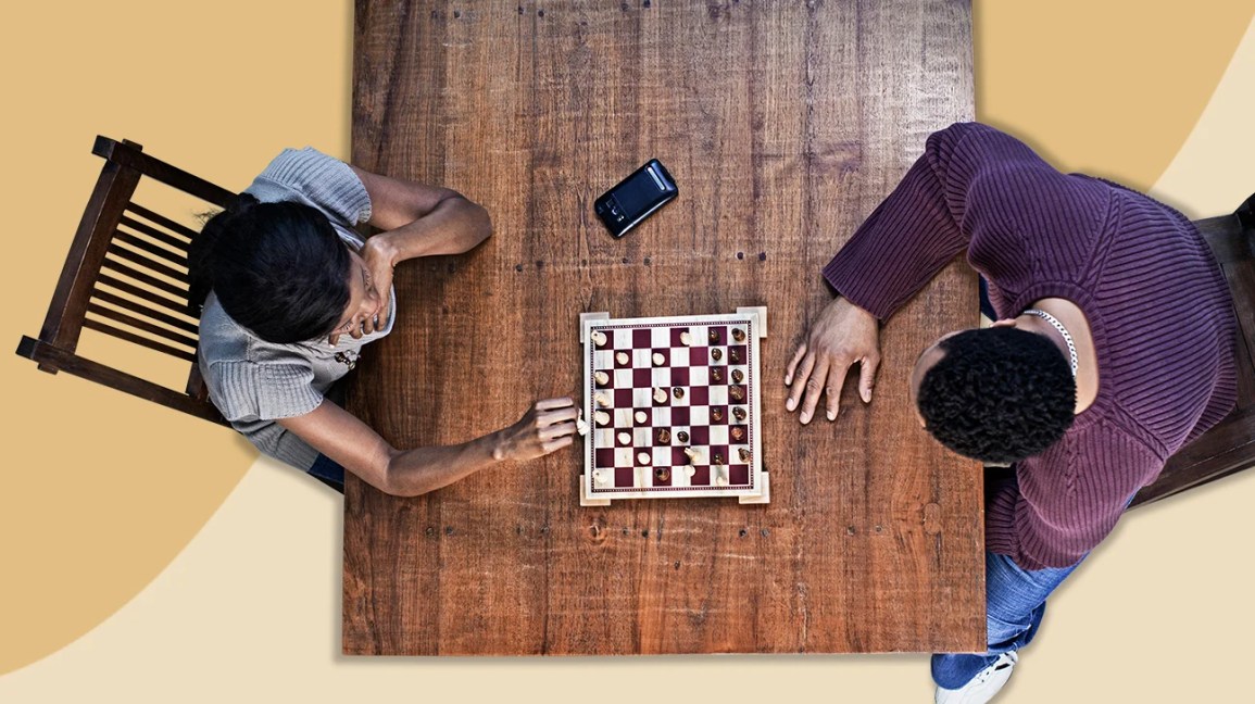 strategy games for mental exercise - featured image